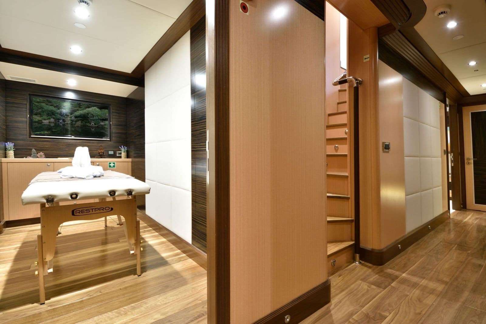 Massage room and lower deck hall