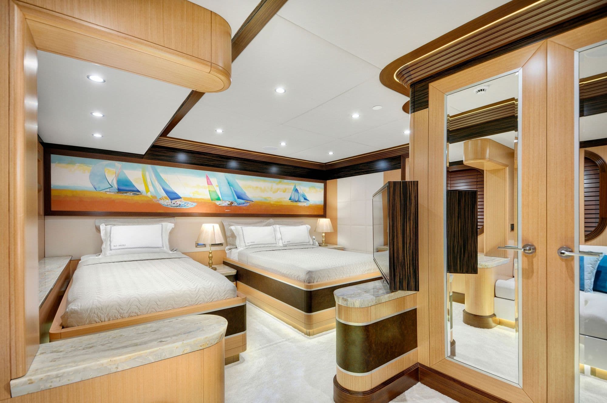 Guest cabin with two separate beds