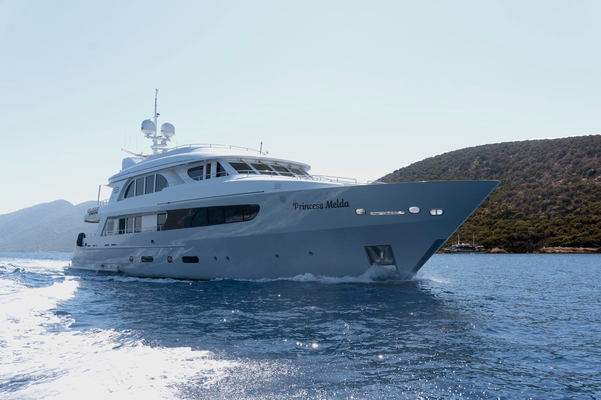 M/Y PRINCESS MELDA under way, seen from the bow quarter