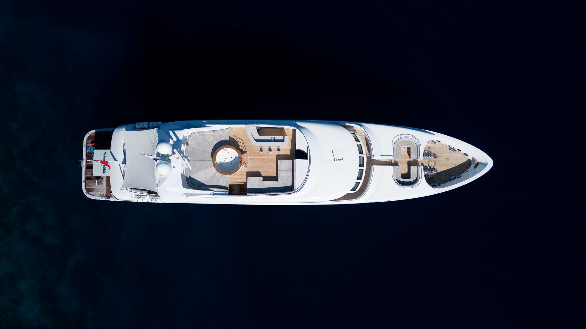 Bird's-eye view of M/Y PRINCESS MELDA