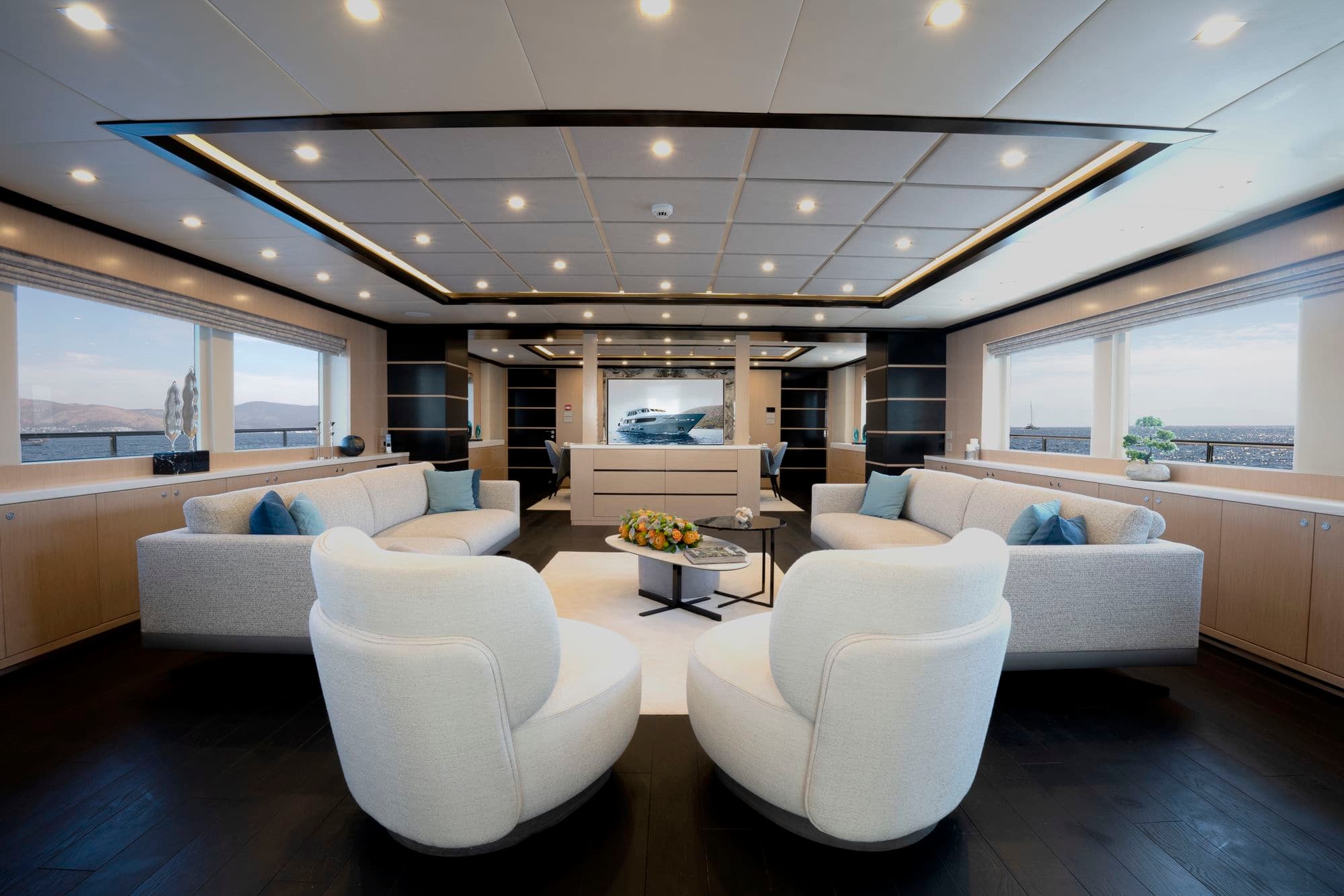 Seating group in the saloon