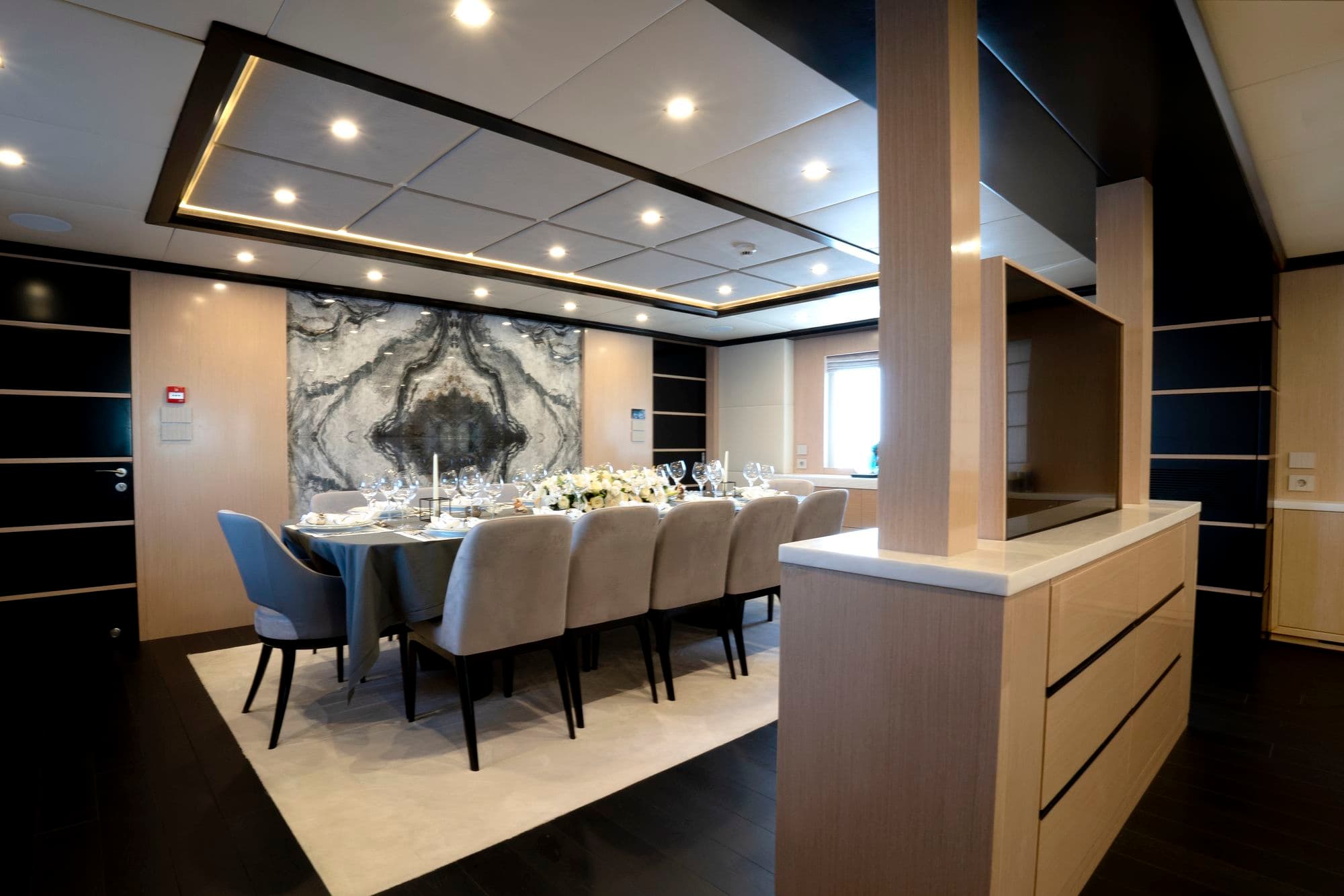 Side view of the dining area