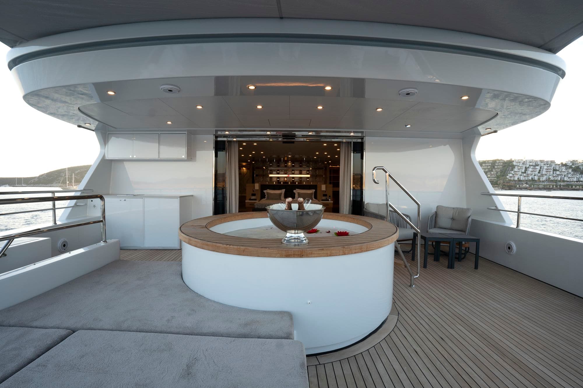 Jacuzzi and seating area on the private balcony