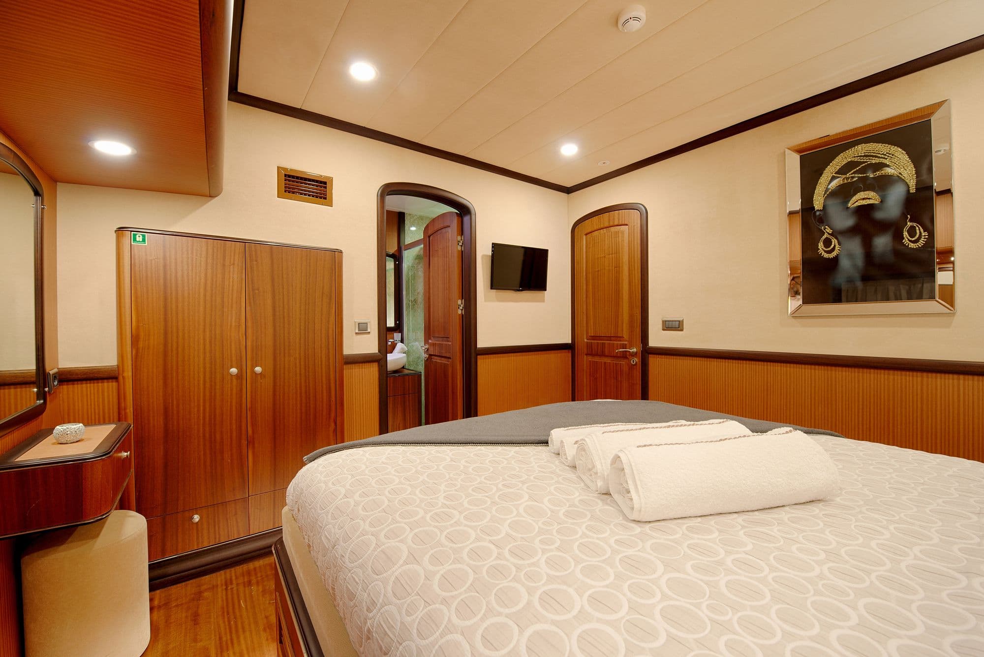 Wardrobe and bed in a double cabin