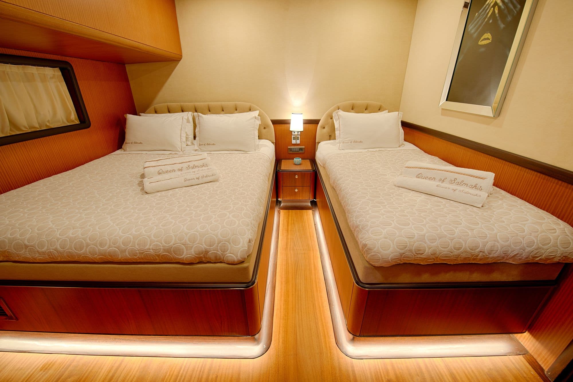 The beds of a triple cabin