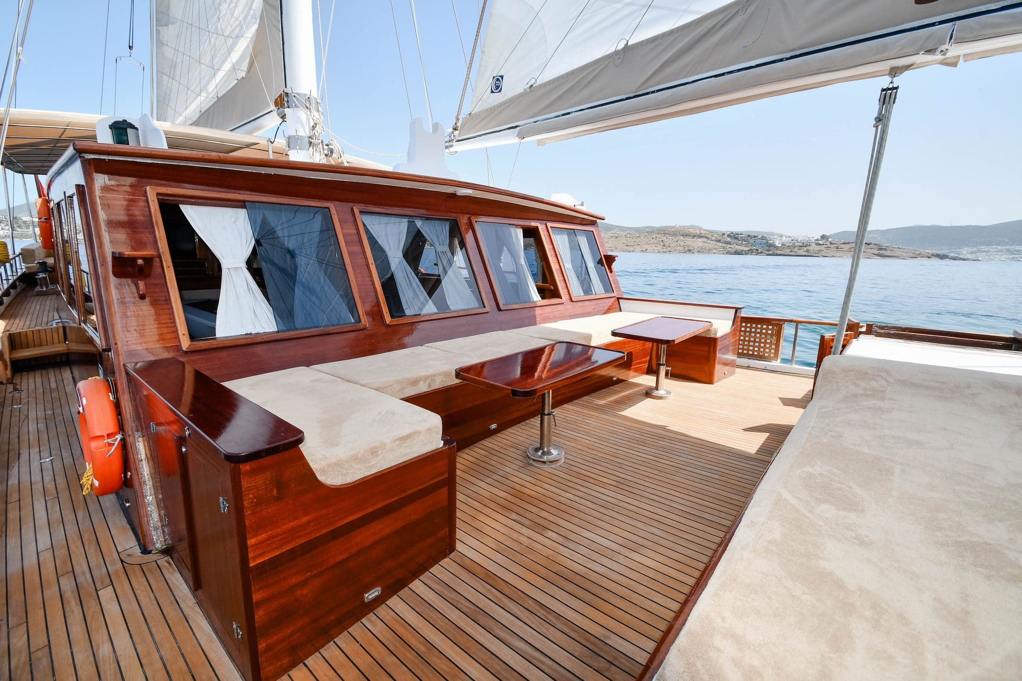 Wooden deckhouse and side deck